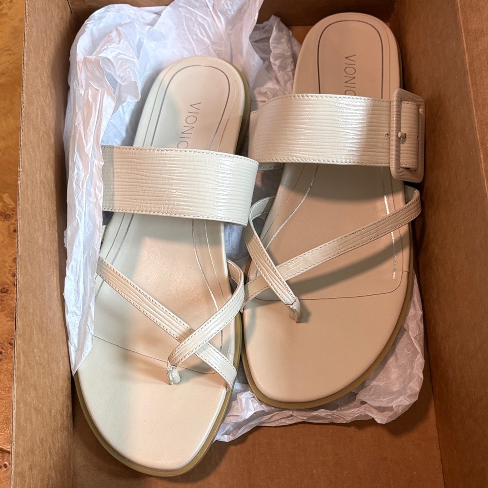 Vionic Women's Tan Slide Sandals